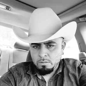 Meet your Posher, Hugo